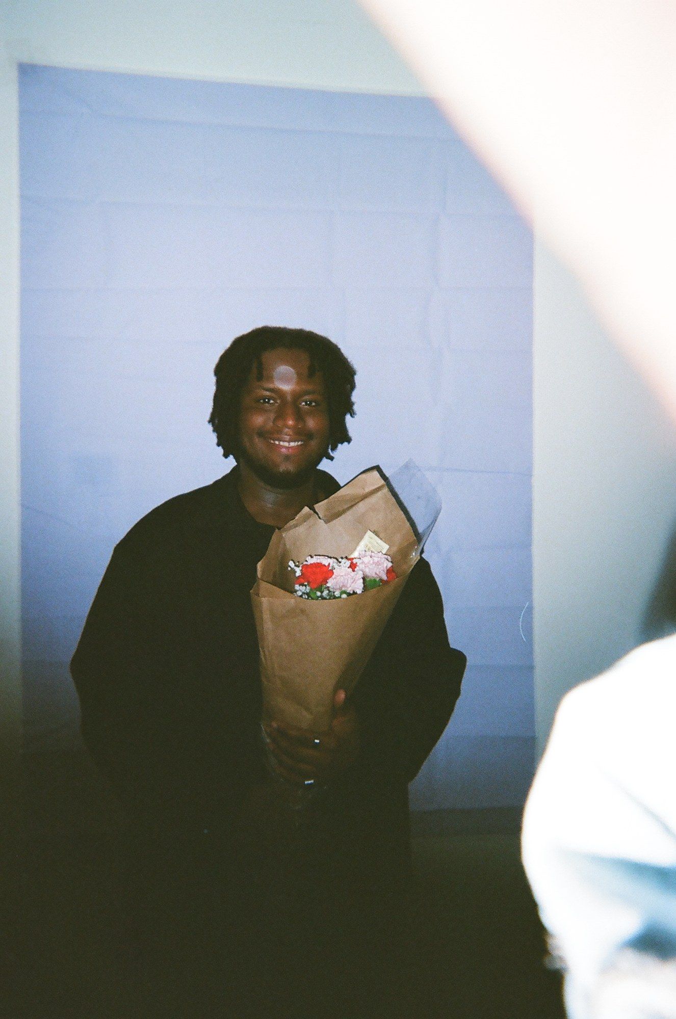 Photograph from Release Night (film): Flowers